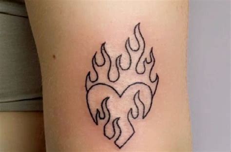 diseños tatuajes de fuego|95 Tatuajes de FUEGO ¡Diseños muy ardientes!